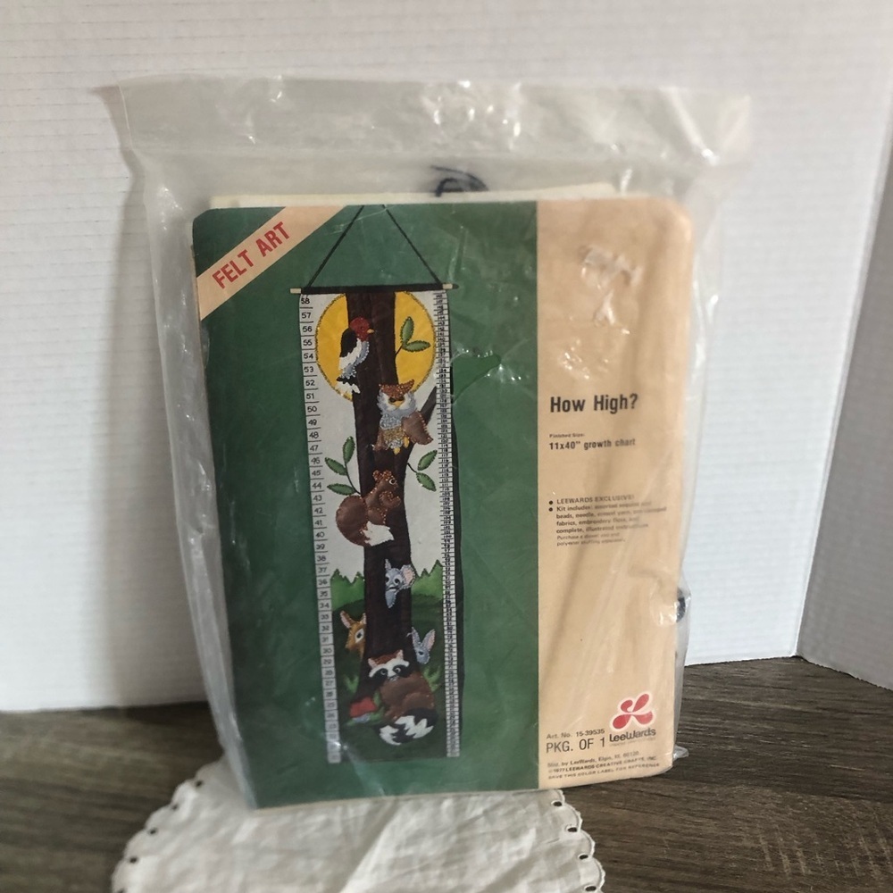 Vtg Leewards Growth Chart Felt Art Kit
